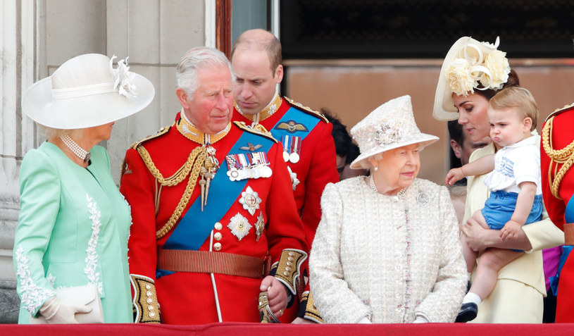 Książę Karol jest pierwszy w kolejce do brytyjskiej korony /MWMedia