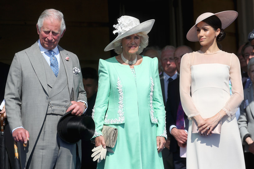 Książę Karol, księżna Camilla i Meghan Markle /Chris Jackson /Getty Images