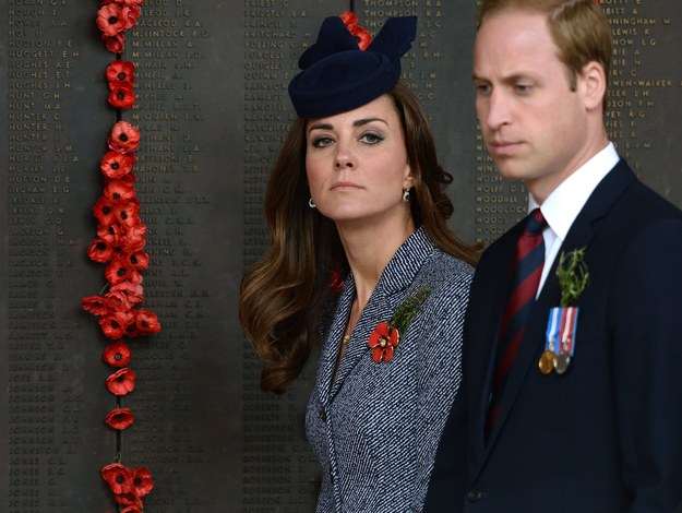 Książę William i księżna Kate będą nosić teraz tytuły księcia i księżnej Kornwalii i Cambridge /Royalfoto    /PAP/EPA