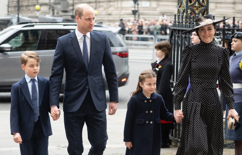 Książę William i księżna Kate z dziećmi /Samir Hussein / Contributor /Getty Images