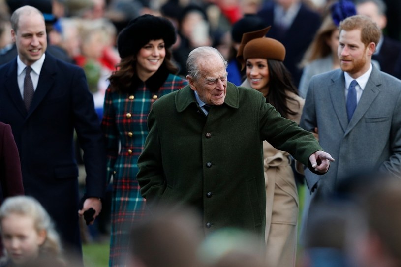 Książę William, księżna Kate, książę Filip, księżna Meghan i książę Harry /AFP PHOTO /East News