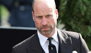 Książę William nie wypowiedział nawet słowa, gdy padło pytanie o biografię Diany. Odszedł bez ceregieli