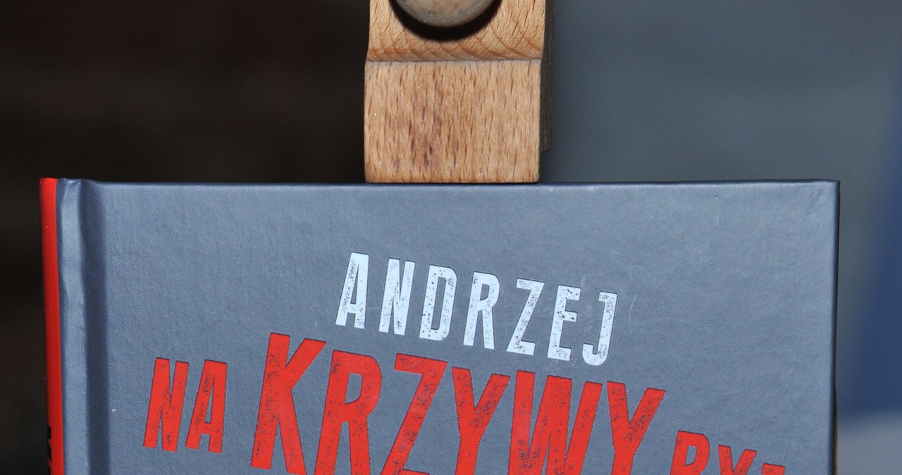 Książka Andrzeja Krzywego "Na Krzywy ryj" /Marek Ulatowski /MWMedia