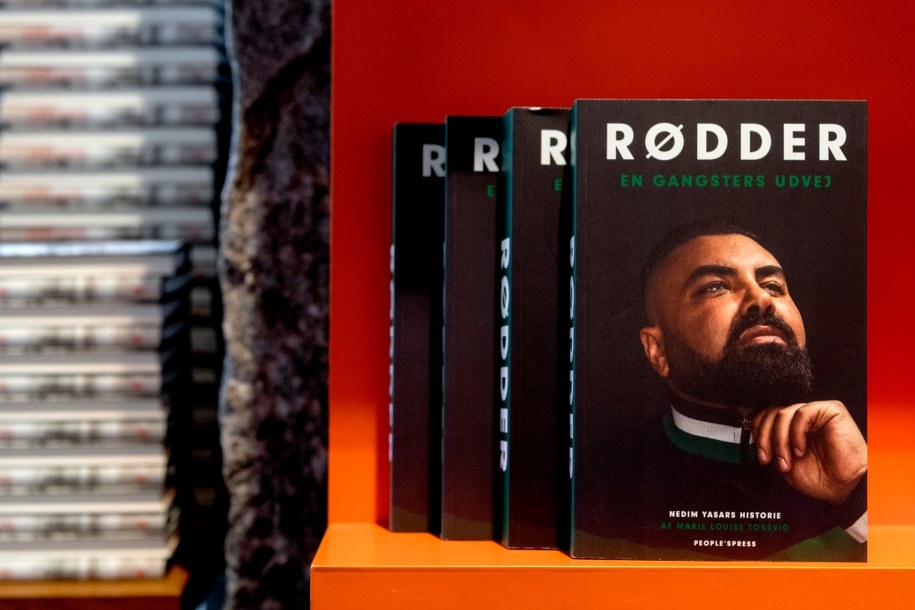 Książka Nedima Yasara  we wtorek ukazała się w księgarniach w Danii /Bax Lindhardt /PAP/EPA