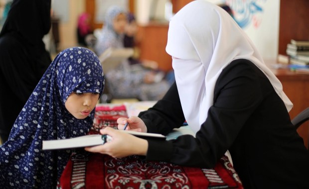 Książka porównująca islamizm do faszyzmu „ocenzurowana” we Francji