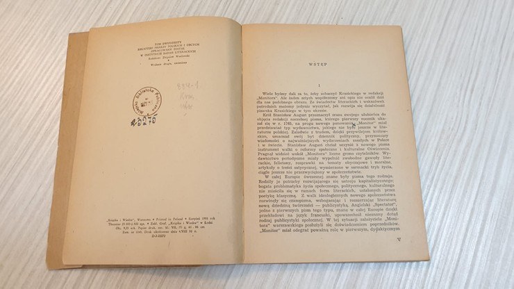 Książka wypożyczona 69 lat temu wróciła do biblioteki /Facebook/Miejska Biblioteka Publiczna w Giżycku /