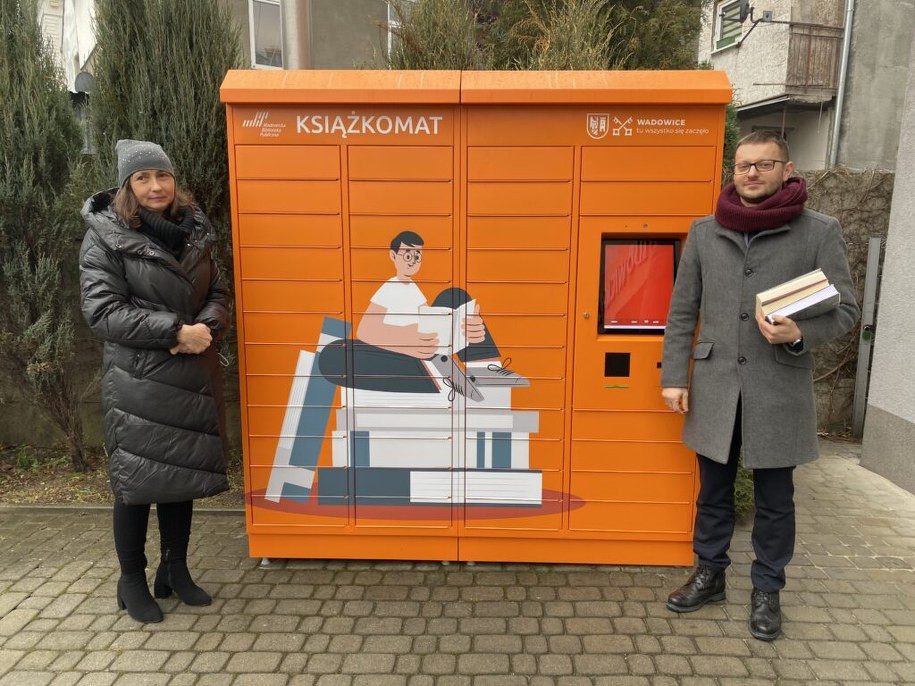 Książkomat w Wadowicach /UM Wadowice /