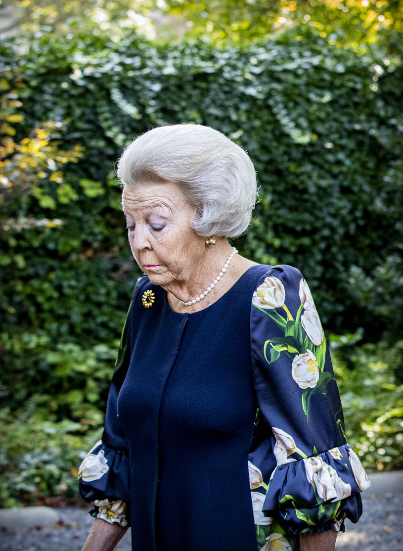Księżna Beatrycze na pogrzebie siostry /Patrick van Katwijk  /Getty Images