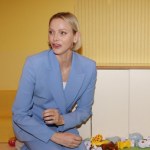Księżna Charlene Księżna Charlene niczym Kate. Ten element ją wyróżnił wśród tłumu