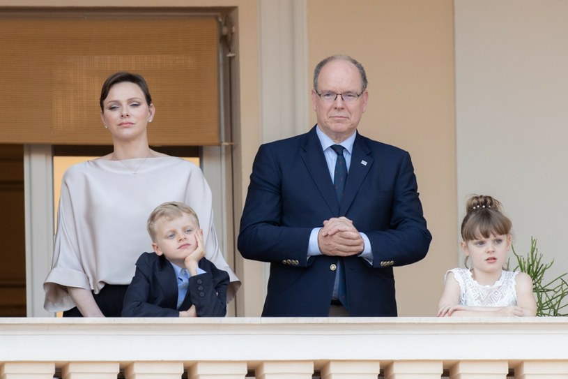 Księżna Charlene w towarzystwie dzieci i męża /SplashNews.com/East News /East News
