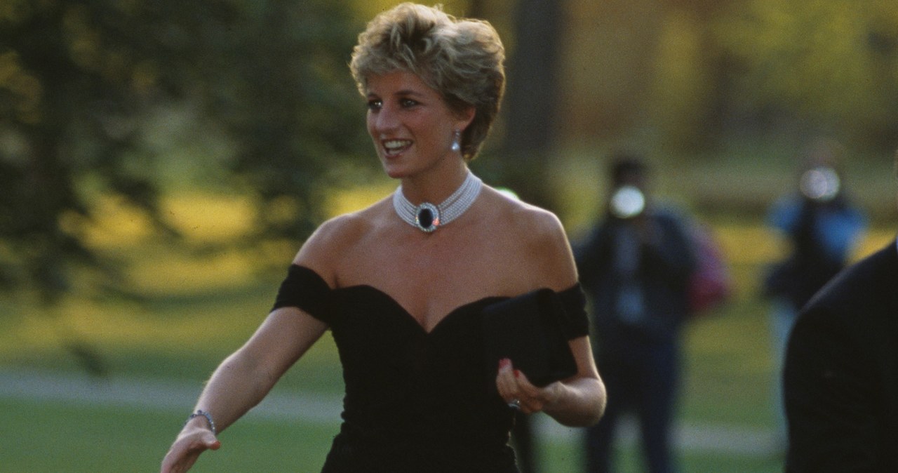 Księżna Diana wyglądała zachwycająco w "małej czarnej", do której później przylgnęła nazwa "sukienki zemsty" /Princess Diana Archive / Stringer /Getty Images