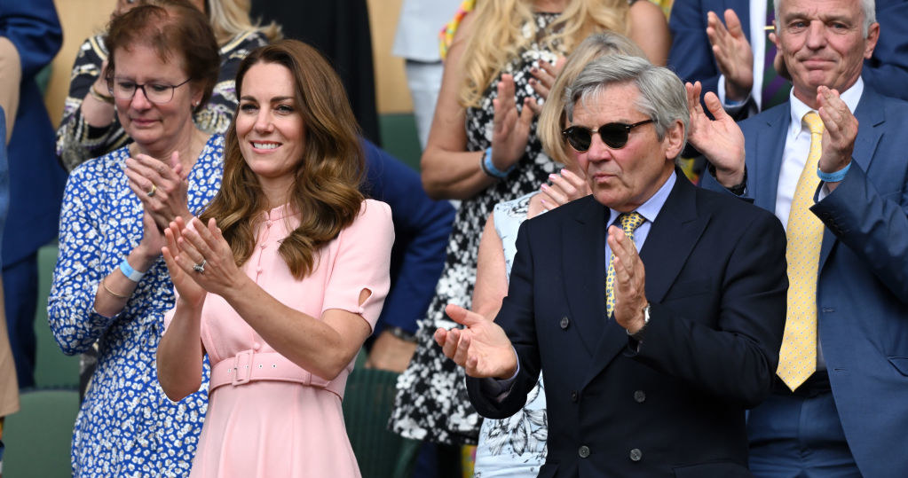 Księżna Kate bawi się na finale Wimbledon w sukience w kolorze truskawek ze śmietaną /Karwai Tang /Getty Images