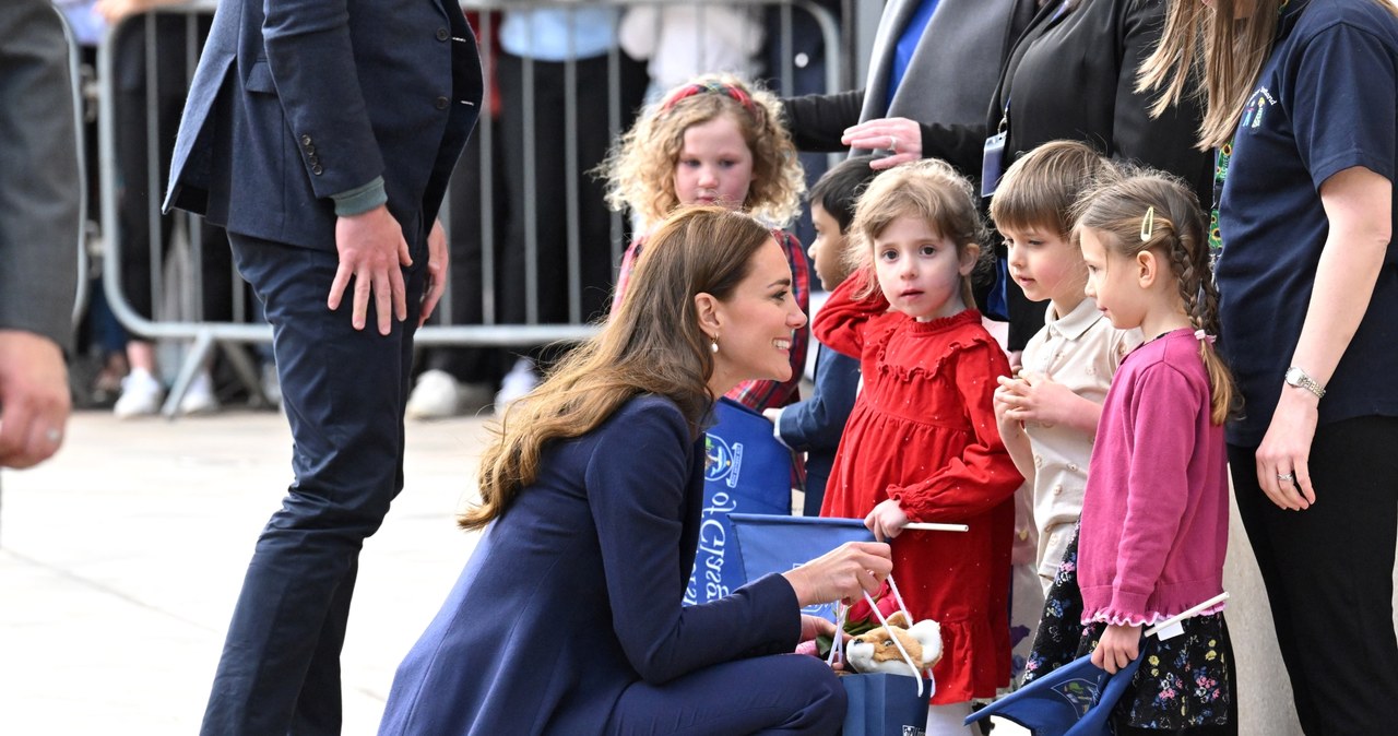 Księżna Kate brata się z ludem /Karwai Tang/WireImage /Getty Images