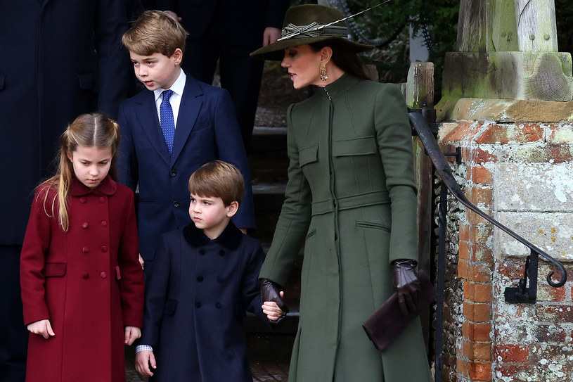 Księżna Kate dosłownie olśniła zebranych podczas nabożeństwa bożonarodzeniowego /Stephan Pond /Getty Images