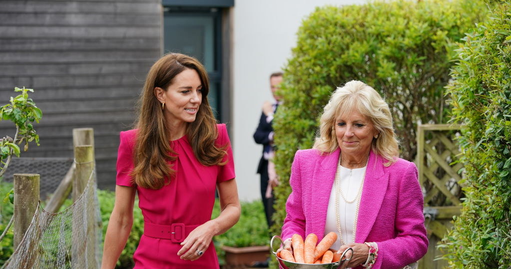 Księżna Kate i Jill Biden spotkały się z uczniami jednej ze szkół w Kornwalii /Aaron Chown - WPA Pool/Getty Images /Getty Images