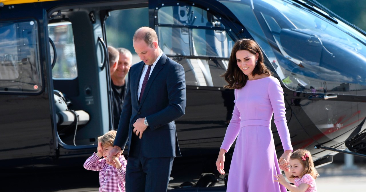 Księżna Kate i książę William wraz z dziećmi /AFP