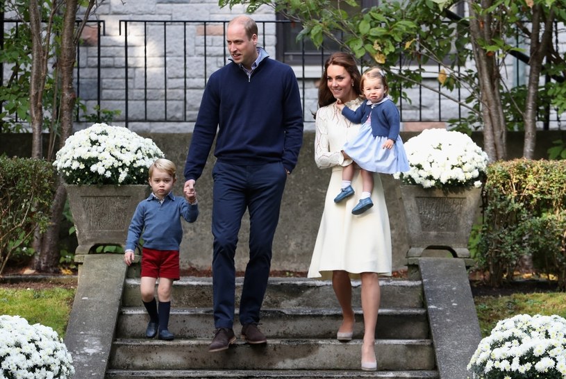 Księżna Kate i książę William z dziećmi /Chris Jackson /Getty Images