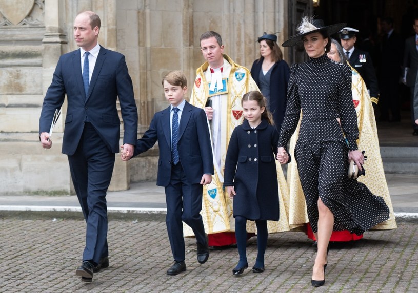 Księżna Kate i książę William z dziećmi /Samir Hussein / Contributor /Getty Images