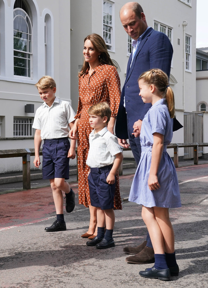 Księżna Kate i książę William z dziećmi /Jonathan Brady / POOL /Getty Images