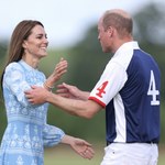 Księżna Kate i William na niezwykłym zdjęciu. Co za czułości!