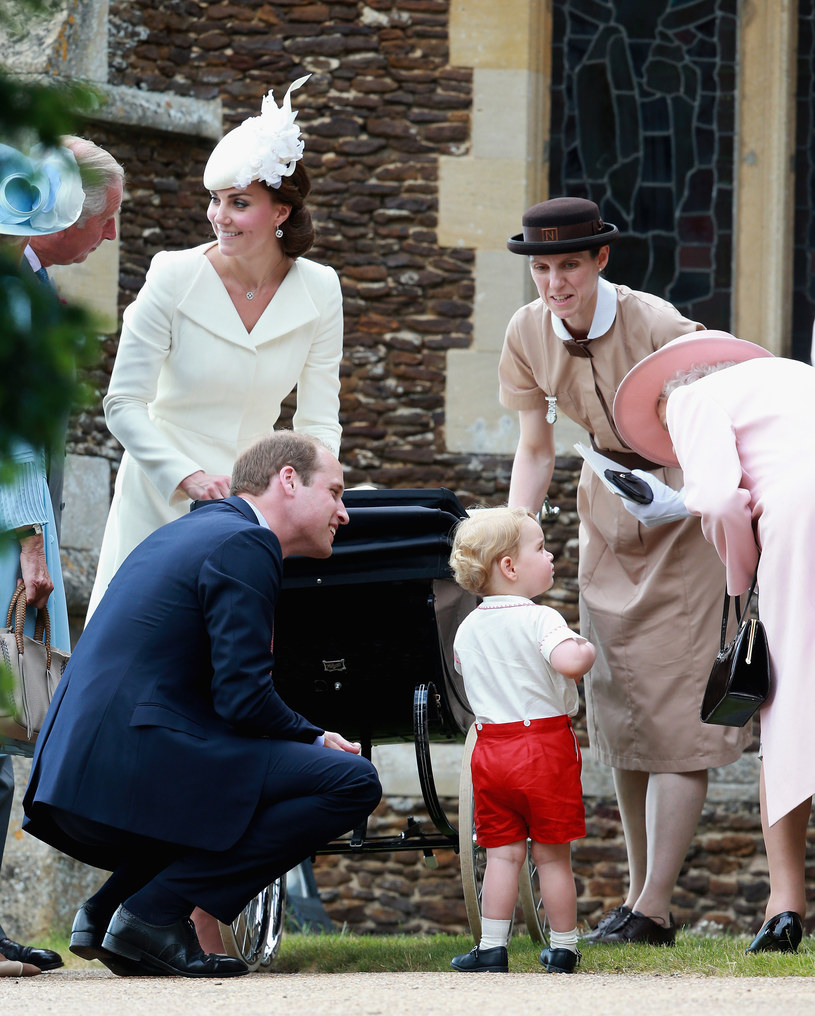 Księżna Kate, książę William, królowa Elżbieta II, George i niania /Chris Jackson / Staff  /Getty Images