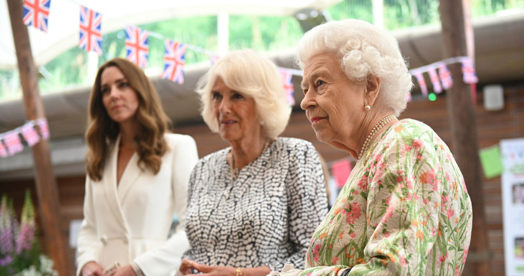 Księżna Kate, księżna Camilla i królowa Elżbieta /Oli Scarff /Getty Images