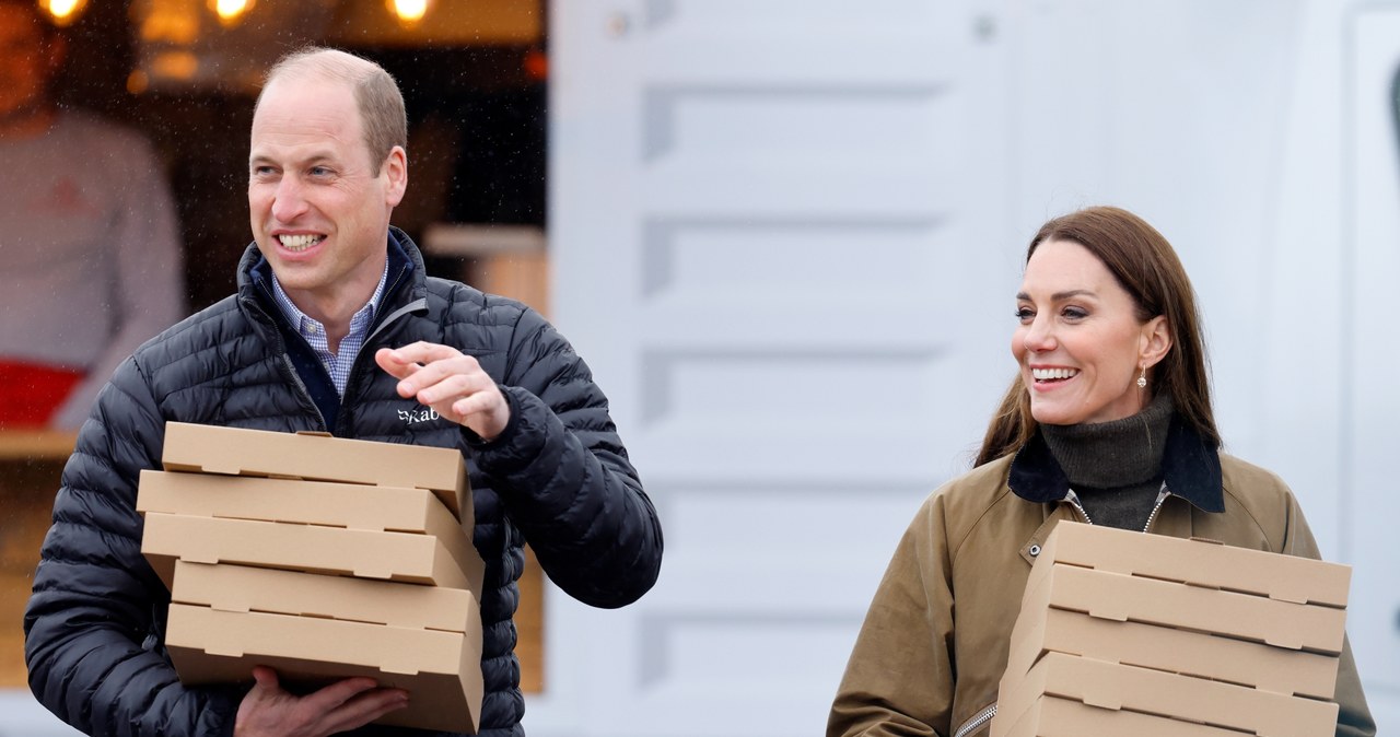 Księżna Kate Middleton i książę William... roznoszą pizzę! /Max Mumby /Getty Images