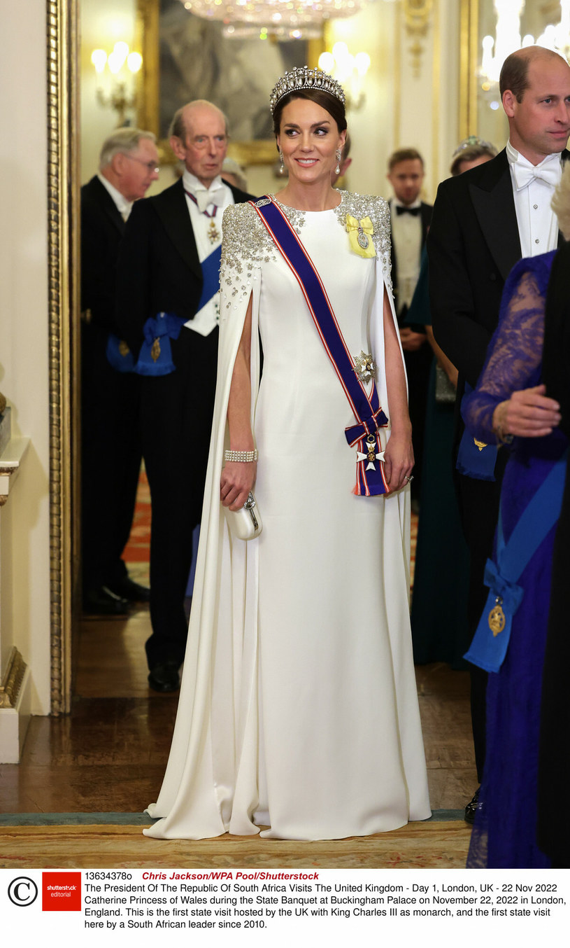Księżna Kate podczas uroczystego bankietu. /Rex Features/EAST NEWS /East News