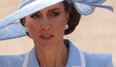 Księżna Kate pokazała dziwny gest na paradzie na cześć króla. Ekspertka od mowy ciała już rozszyfrowała. Jasny sygnał
