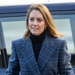 Księżna Kate przyciągnęła uwagę nie tylko strojem. Patrzyli tylko na jej twarz