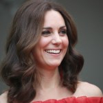 trend Księżna Kate wie, jak nosić czerwień. Ten kolor jest jej tajną bronią w power dressingu