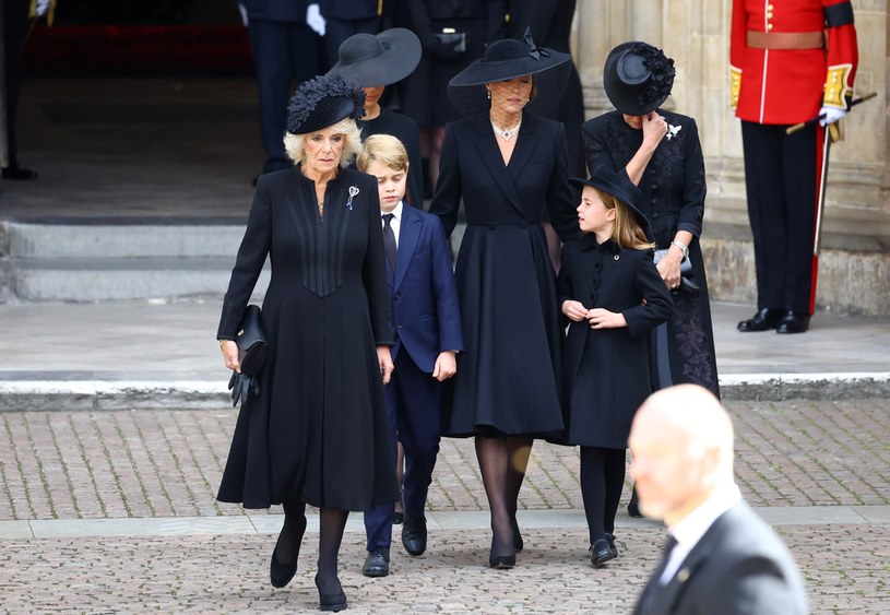 Księżna Kate wybrała klasykę na pogrzeb królowej Elżbiety II /WPA Pool /Getty Images