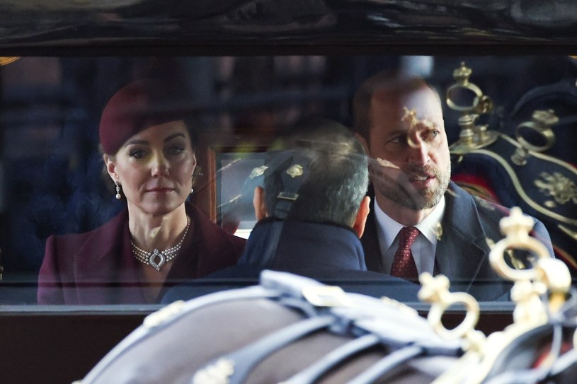 Księżna Kate wyglądała oszałamiająco na ważnym spotkaniu. Zaskoczyła 