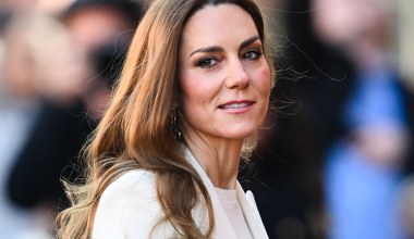 Księżna Kate wyszła do ludzi bez Williama i zaczęło się. Wszyscy patrzyli tylko na nią