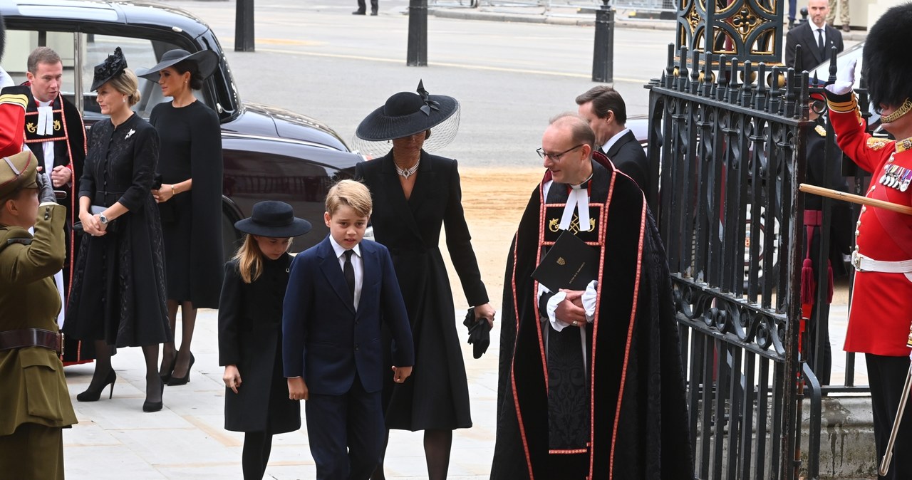 Księżna Kate z córką i synem podczas pogrzebu królowej Elżbiety II /WPA Pool /Getty Images