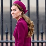 Księżna Kate zachwyciła w tym kolorze. Nie trzeba go nosić tylko zimą i jesienią