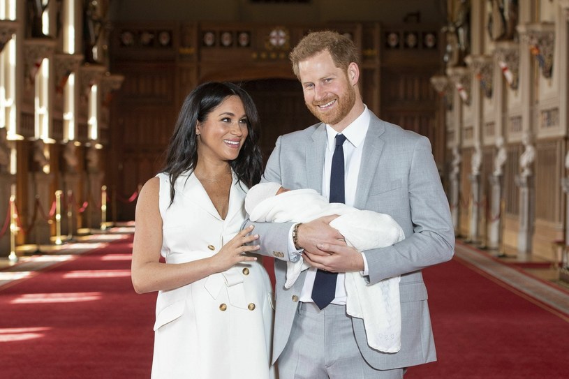 Księżna Meghan i książę Harry kolejny raz łamią królewskie zwyczaje /PA Pool /Associated Press/East News