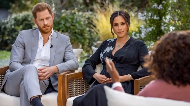 Księżna Meghan i książę Harry podczas wywiadu z Oprah /	AIex Todd / Avalon /PAP/EPA