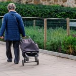 Kto będzie pracował na emerytury? Dramatyczne prognozy na kolejne dekady