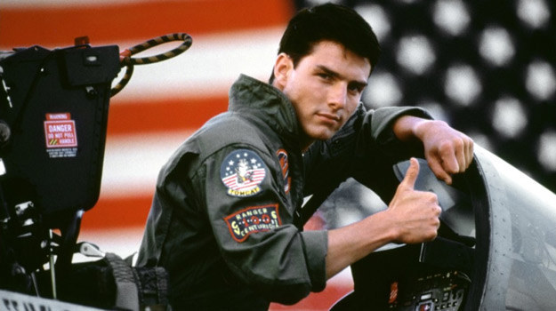 Kto, chociaż przez chwilę, nie chciałby się poczuć jak Tom Cruise w filmie "Top Gun" /materiały prasowe