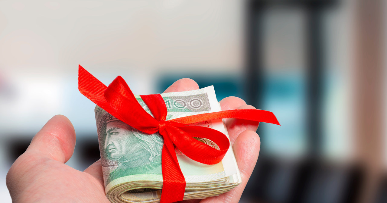 Kto i kiedy podlega podatkowi od spadków i darowizn? /123RF/PICSEL