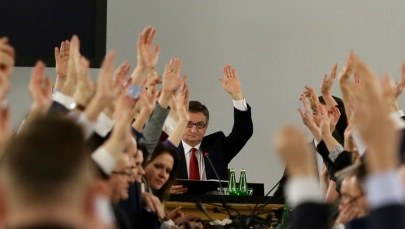 Kto liczył głosy podczas posiedzenia w Sali Kolumnowej? Poseł Jarubas: Nie brałem udziału w hucpie 