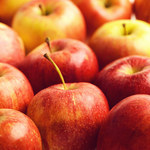 Kto nie może jeść jabłek? Choć są bardzo zdrowe, mogą nasilać przykre objawy