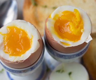Kto nie powinien jeść jajek? Cholesterolem nie musisz się już martwić