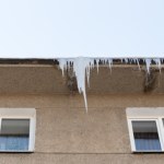 Kto odpowiada za usunięcie sopli? To nie takie oczywiste. Mandat może być spory