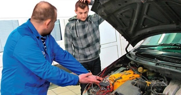 Kto robi najgorsze samochody na świecie? /Motor