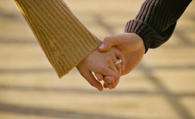 Kto rzadziej choruje na raka? Najnowsze badania wskazują konkretną grupę