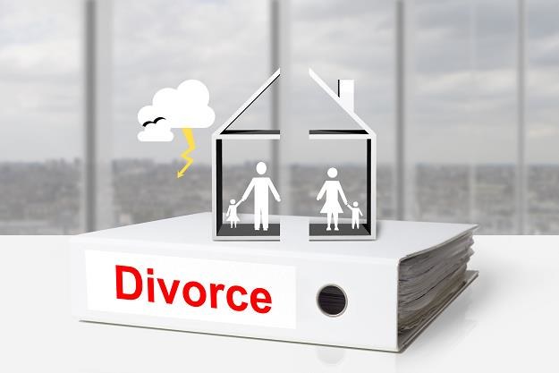 Kto spłaca kredyt, gdy dojdzie do rozwodu? /&copy;123RF/PICSEL
