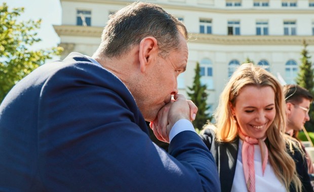 Kto wygrał debatę prezydencką? "Zobaczyłam Karola Nawrockiego bez maski"