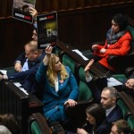 Kto zmienił zdanie ws. ustawy łańcuchowej? Wyniki głosowania